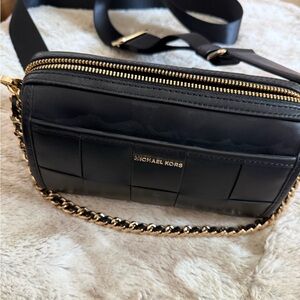 Michael Kors Jet Set Small Leather Barrel Crossbody